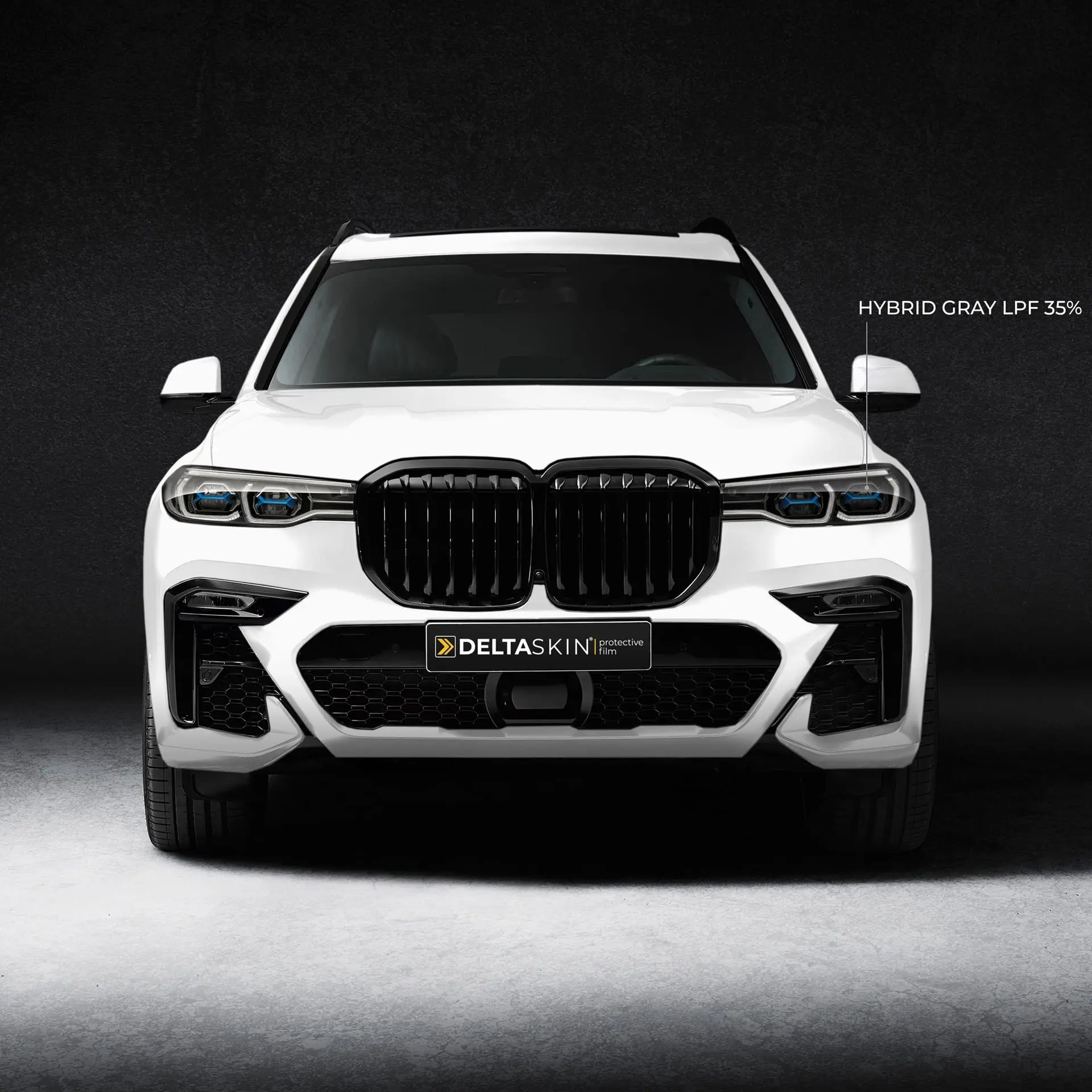 Гибридная тонировка DELTASKIN HYBRID GRAY LPF на передних фарах авто Гибридная тонировка DELTASKIN HYBRID GRAY LPF на передних фарах авто